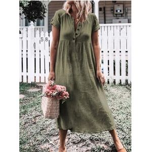 NWOT Green Maxi Short Sleeve Dress - S